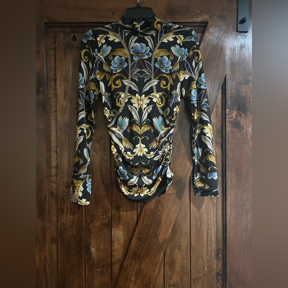 FARM Rio Floral Snake Print Top - Picture 5 of 7